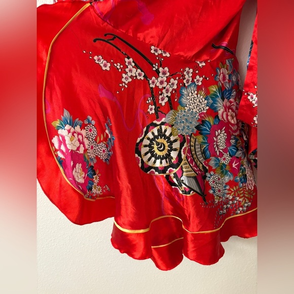 Vtg Womens Kimono Silk Satin Robe Floral Ruffle Sleeve Tie Side Red Sz Medium - Picture 3 of 8